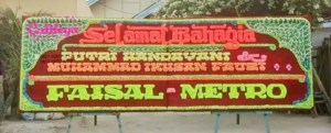 papan bunga Medan happy wedding